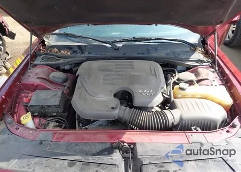 2017 Dodge Challenger Sxt Plus z USA, uszkodzony, nr VIN 2C3CDZAG5HH659561